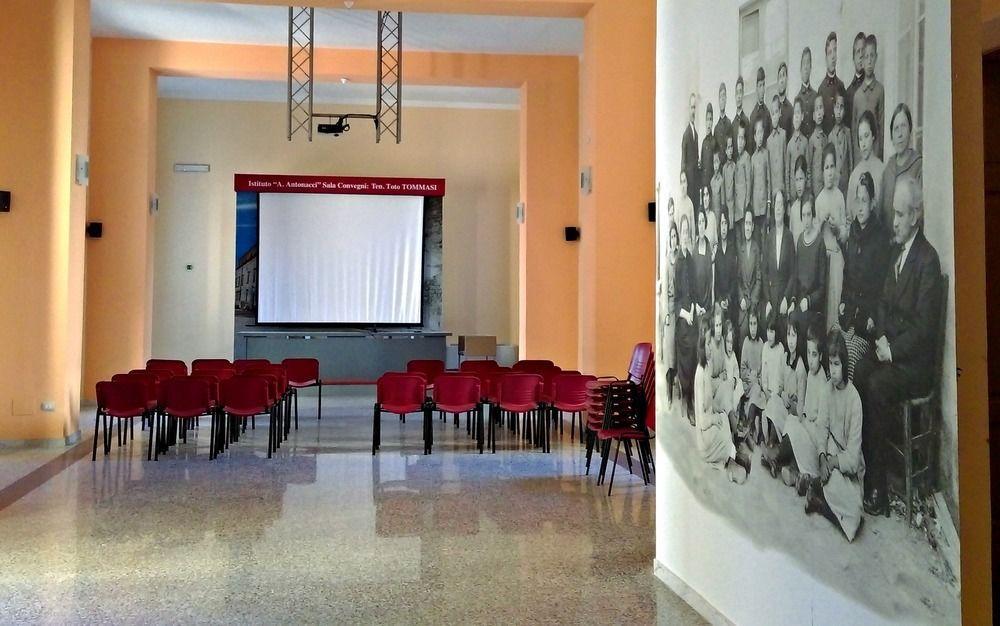 Istituto Antonacci Rooms Lecce Exterior foto