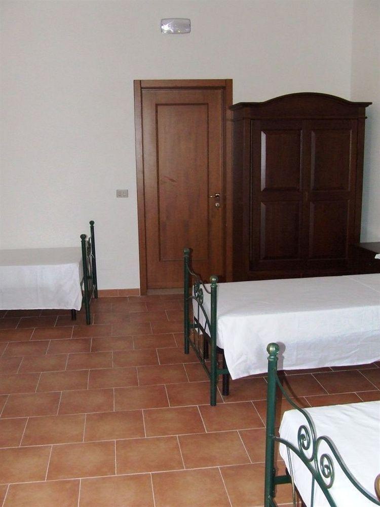 Istituto Antonacci Rooms Lecce Exterior foto