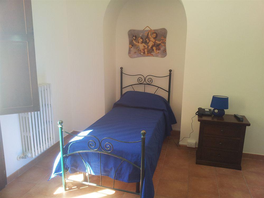 Istituto Antonacci Rooms Lecce Exterior foto